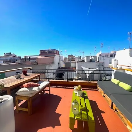 Unique With Amazing Terrace Centre *