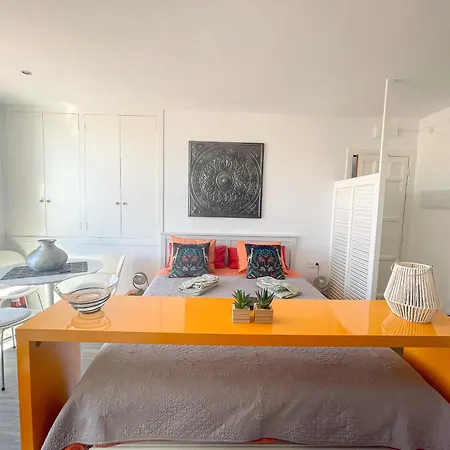 Unique With Amazing Terrace Centre