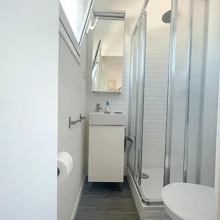 شقة Unique With Amazing Terrace Centre سيدجيس