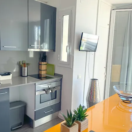 Unique With Amazing Terrace Centre *