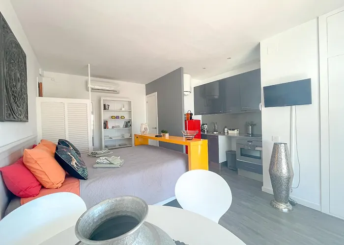 Apartment Unique With Amazing Terrace Centre *