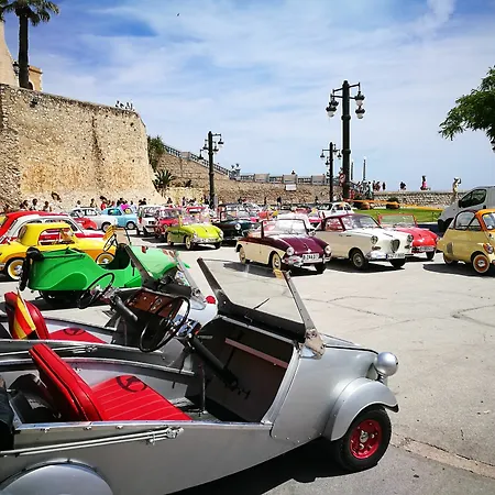 Unique With Amazing Terrace Centre * Сиджес